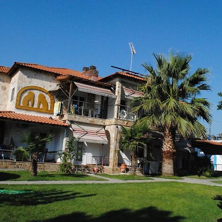Hotel Fernando Ofrínion Esterno foto