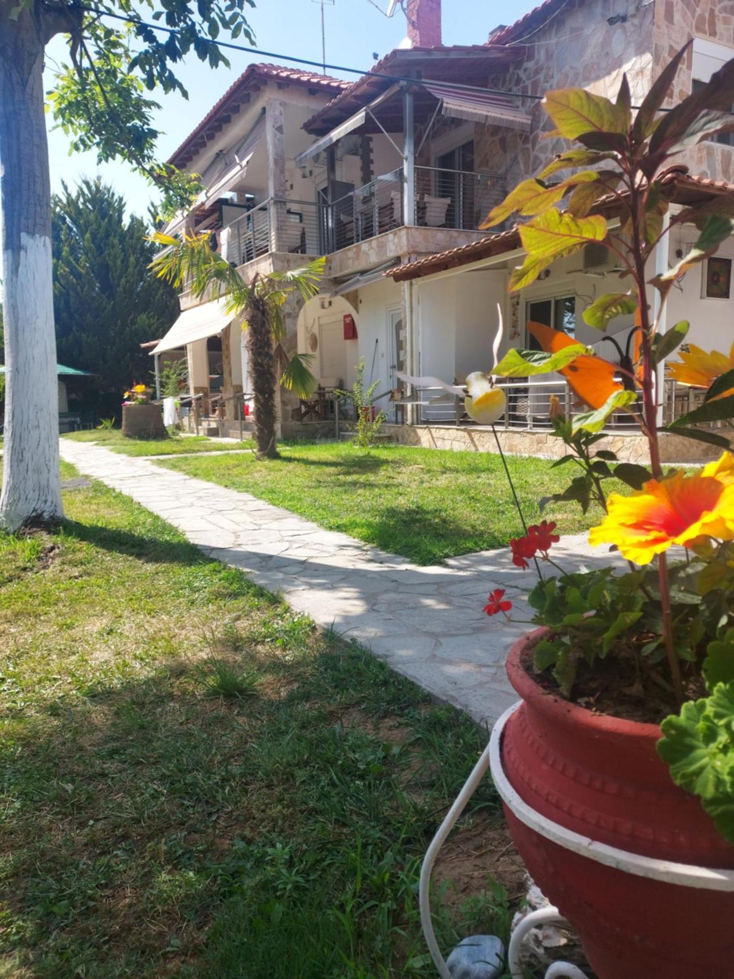 Hotel Fernando Ofrínion Esterno foto