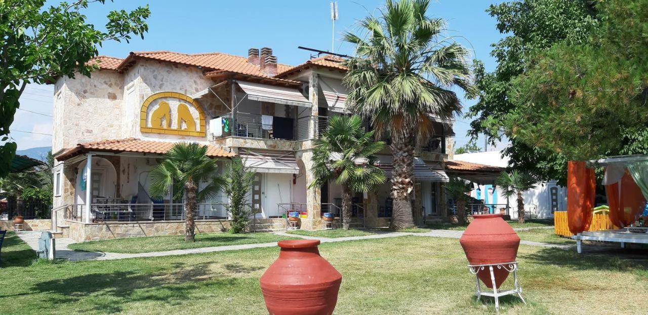 Hotel Fernando Ofrínion Esterno foto